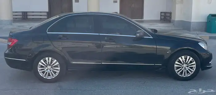 مرسيدس c200 موديل 2013 6