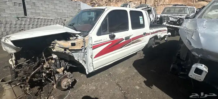 هايلكس 2001 تشليح قطع غيار 2