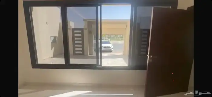 فلة للايجار أكبر نموذج بالمشرقية شرفة D 10