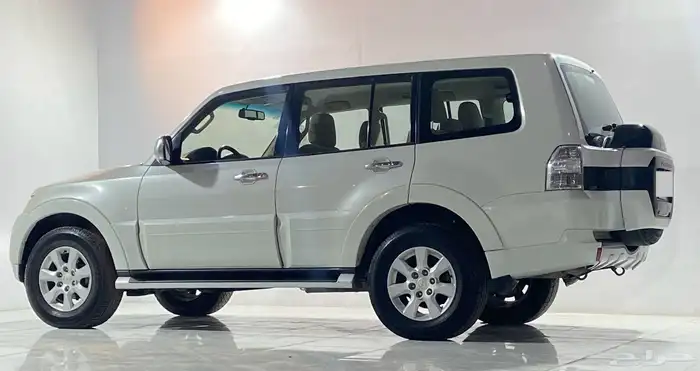 متسوبشي باجيرو GLS 2016 9