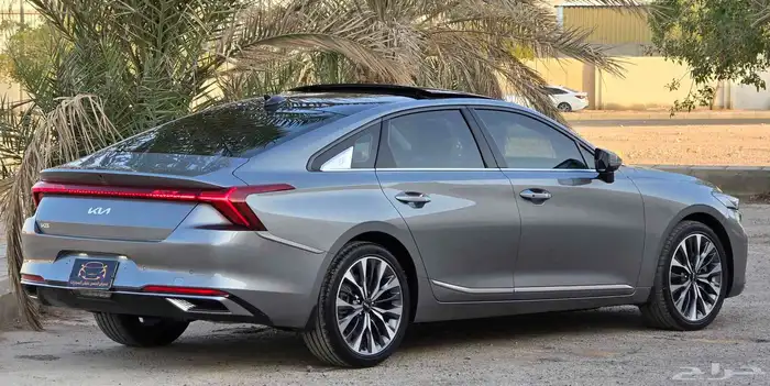 كيا K8 2022 أعلى فئه 6