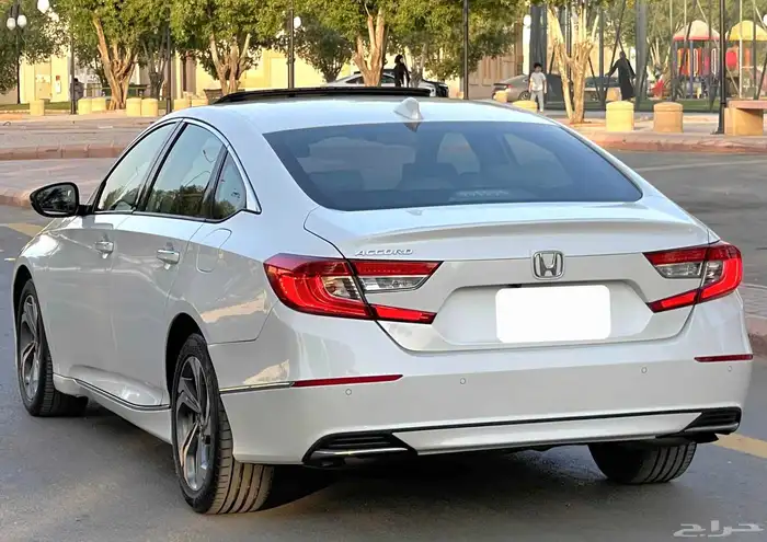 هوندا اكورد 2018 فل سعودي 5