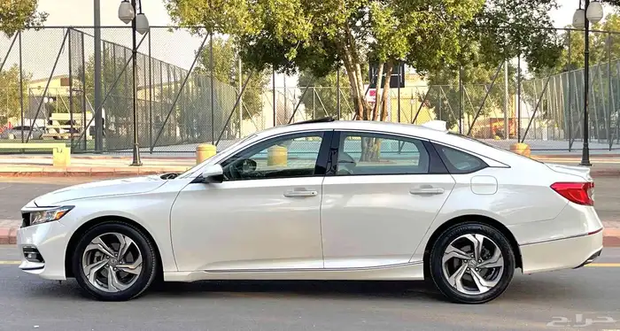 هوندا اكورد 2018 فل سعودي 3