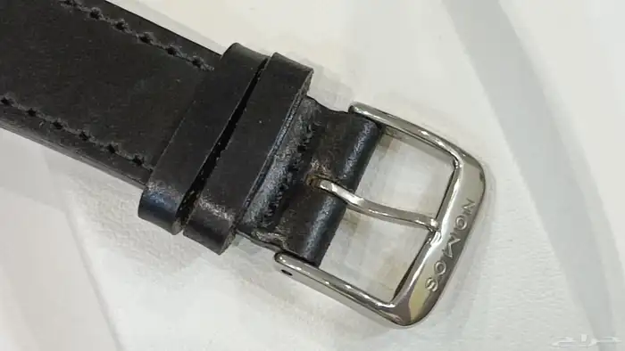 ساعة نوموس قلاشوت الفاخرة 3