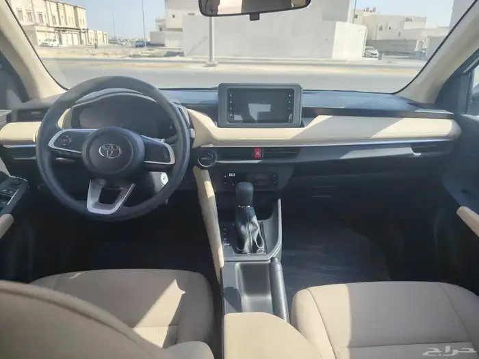 تويوتا يارس 2024 9