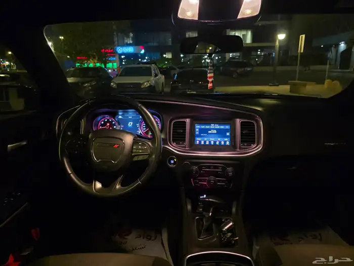 2018 Dodge Charger with Low Mileage 4