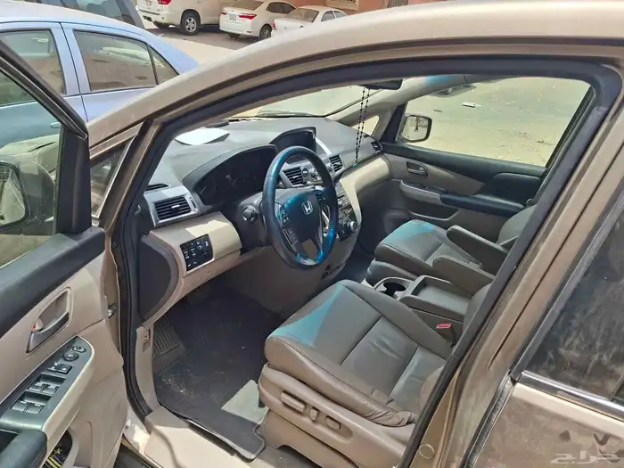 هوندا اوديسي الموديل 2012 9