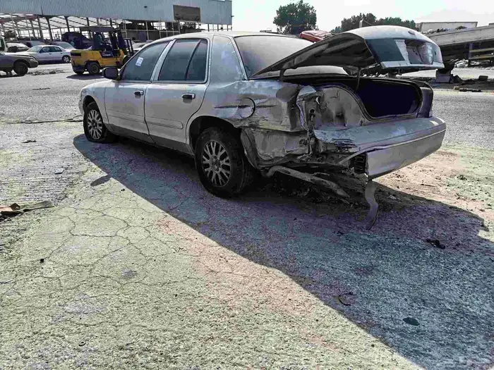 فورد فكتوريا 2005 تشليح قطع غيار 0