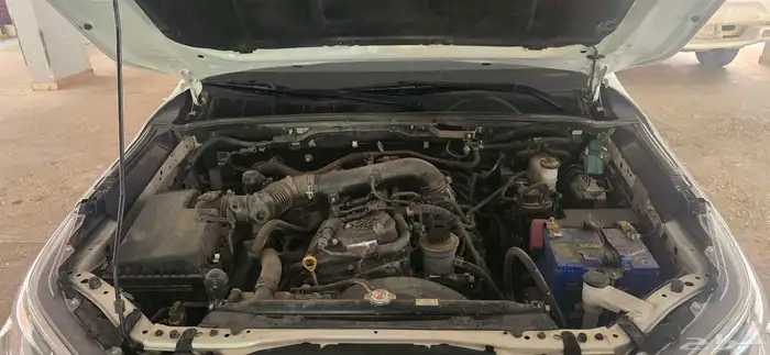 للبيع هايلكس 2022 بنزين 9