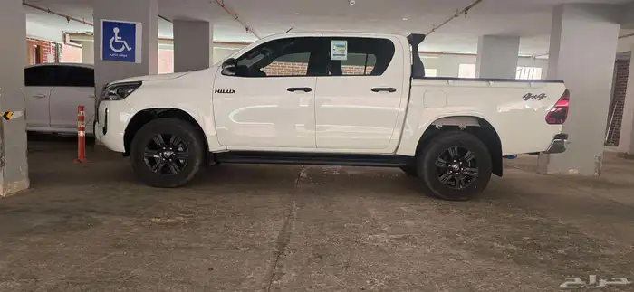 للبيع هايلكس 2022 بنزين 0