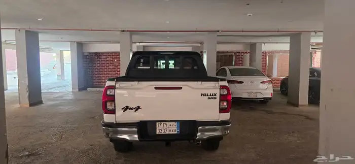 للبيع هايلكس 2022 بنزين 5