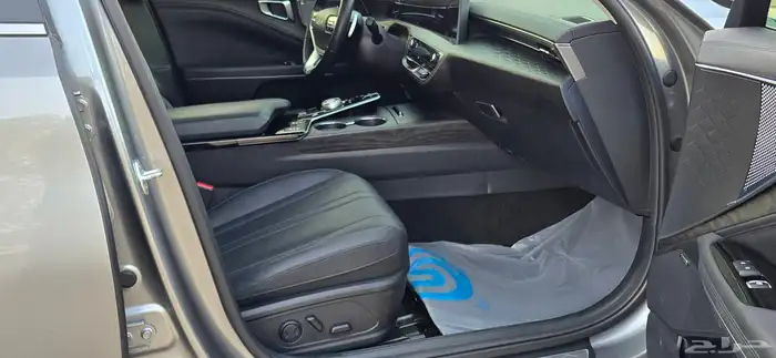 كيا K8 2022 أعلى فئه 23