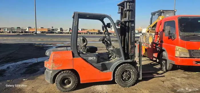 ايجار رافعة شوكية فوركلفت ورافعه يدوية جاك 2