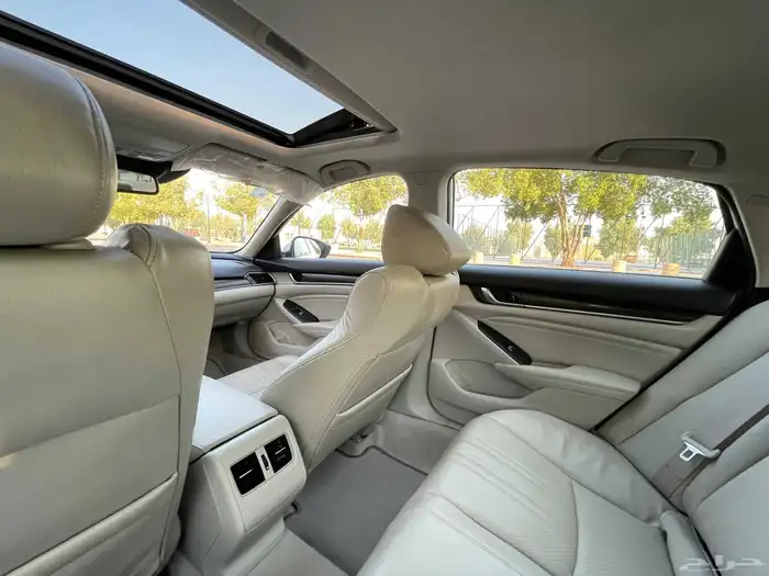 هوندا اكورد 2018 فل سعودي 12