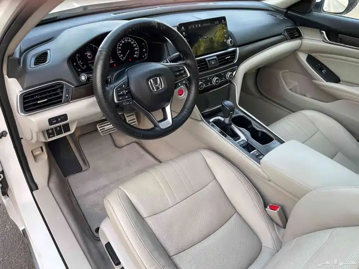 هوندا اكورد 2018 فل سعودي 14