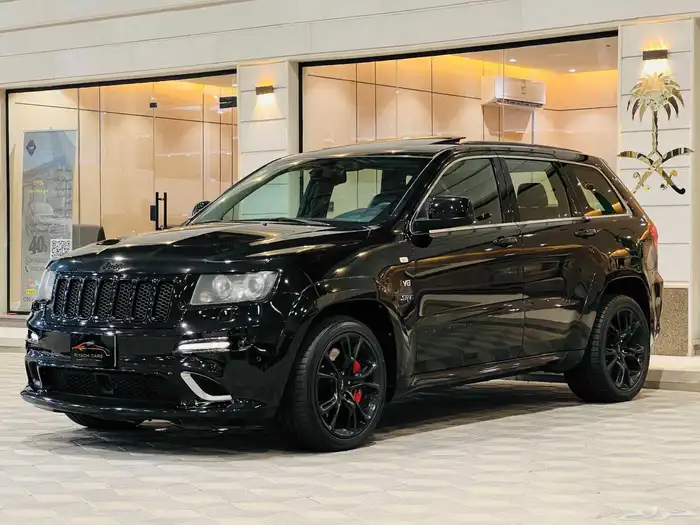 جراند شيروكي SRT 2013 سعودي بحاله جيده 2