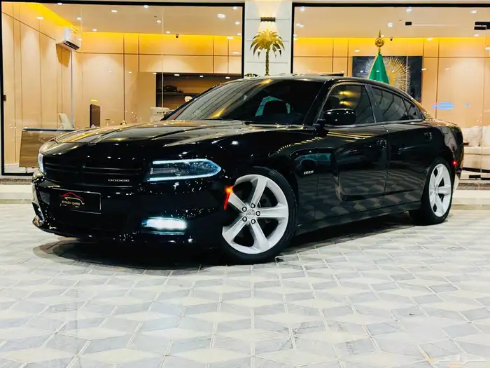 تشارجر RT 2015 سعودي بحاله جيده 2