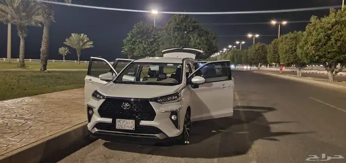 سيارة تقبيل للتمليك والتنازل دون مقابل ( 8 شهر الاستخدام ) 5