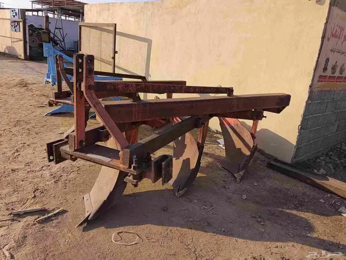 محراث رتل او شقاق او صاروخ او فجاج عدة اسامي له 4