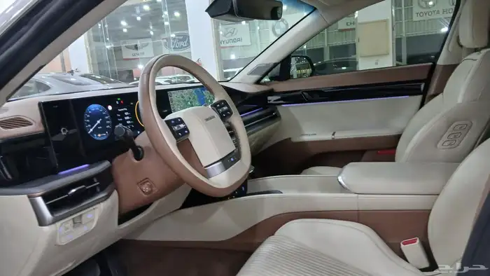 ازيرا 2023 الشكل االجديد ممشى 42 الف 16