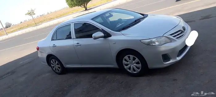 كرولا 2012 اتوماتيك زجاج كهرباء . بودي نظيف . خالي م الحوادث 2