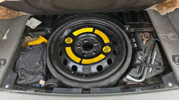 فولكس واجن طوارق 2010 14