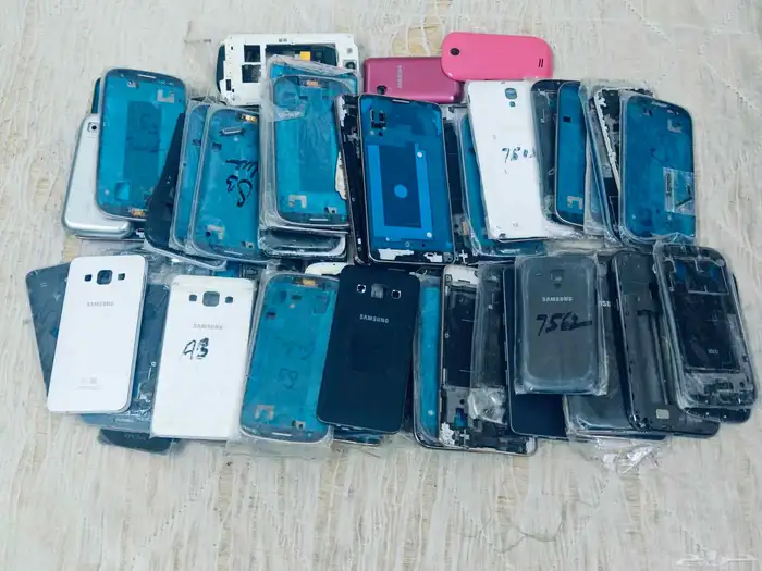 كفرات واكسسوار هواتف نوكيا وبلاكبيرى وسامسونج للبيع جمله 3