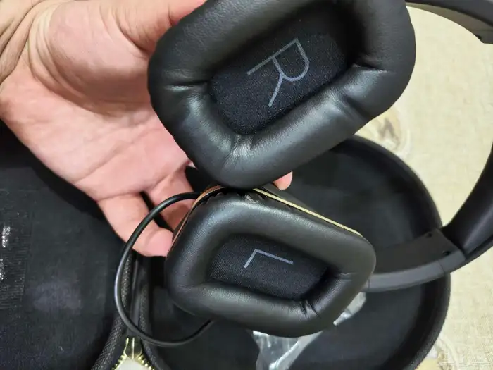 شنط الخطوط السعودية جديدة 6