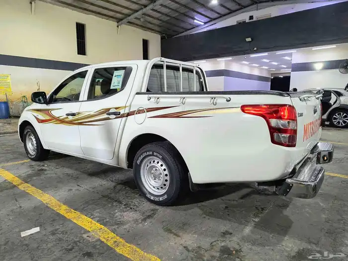 للبيع مستبيشي بكب L200 ديزل 2018 2