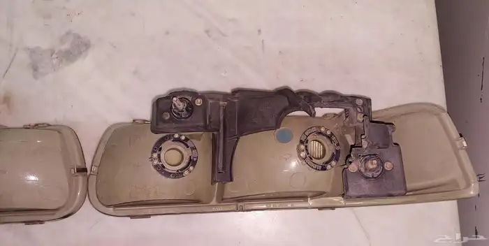 كشافات امامية تاهو وسلفرادو 2000 2006 7