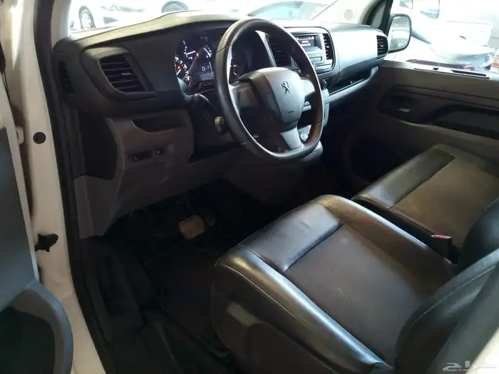 فان بيجو ( 2022 ) اكسبيرت بضاعه ديزل 11