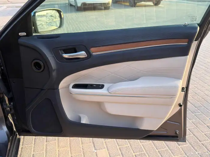 كرايزلر 2016 C300 15