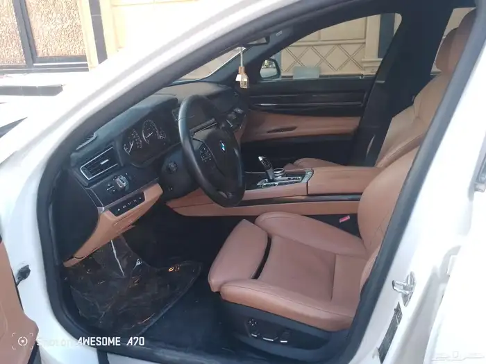 بي ام دبليو 2009 750 فل للبيع 11