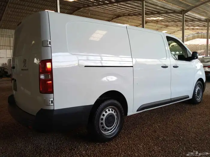 فان بيجو ( 2022 ) اكسبيرت بضاعه ديزل 7