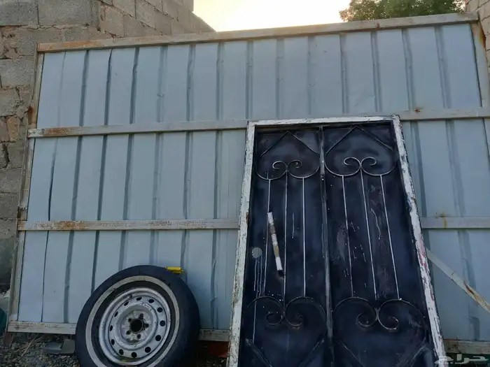 باب حديد وهنجر ثلاثه في اثنين 0