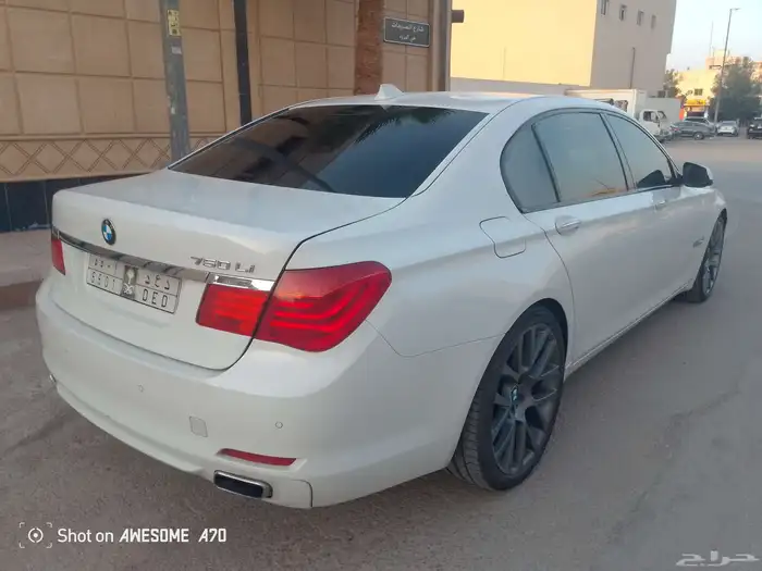 بي ام دبليو 2009 750 فل للبيع 8