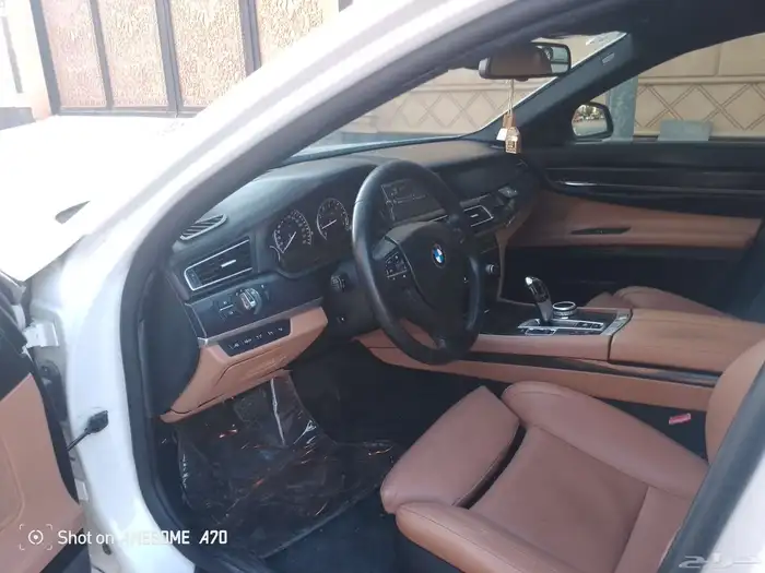 بي ام دبليو 2009 750 فل للبيع 14