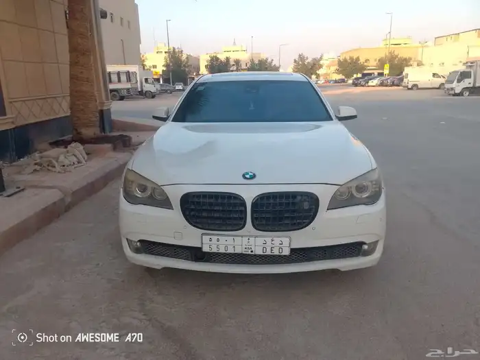 بي ام دبليو 2009 750 فل للبيع 1