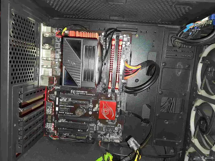 كمبيوتر مكتبي 8