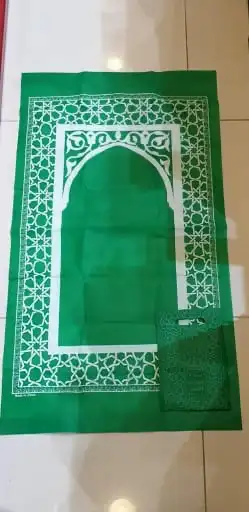 سجادة صلاة بسعر مغرى 4