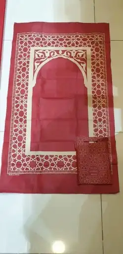 سجادة صلاة بسعر مغرى 3