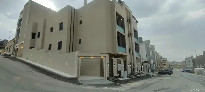 للبيع شقق ارضية بايكة سيارة مطله علي شارعين موقع مميز 29