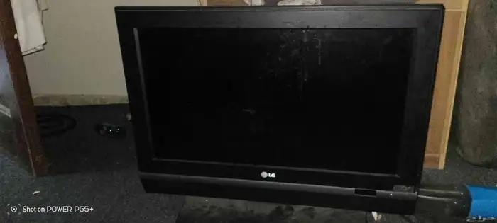 شاشة ال جي 26 بوصه وجهاز كاميرات المراقبة 5