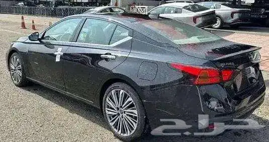 تتوفر فئات نيسان التيما اصفار لمبيعات النقد والبنوك باقل ربح 0