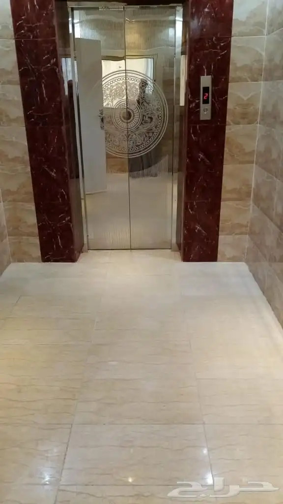 مكتب اداري تجاري مساحة 78 متر على الطريق الدائري الثالث 2