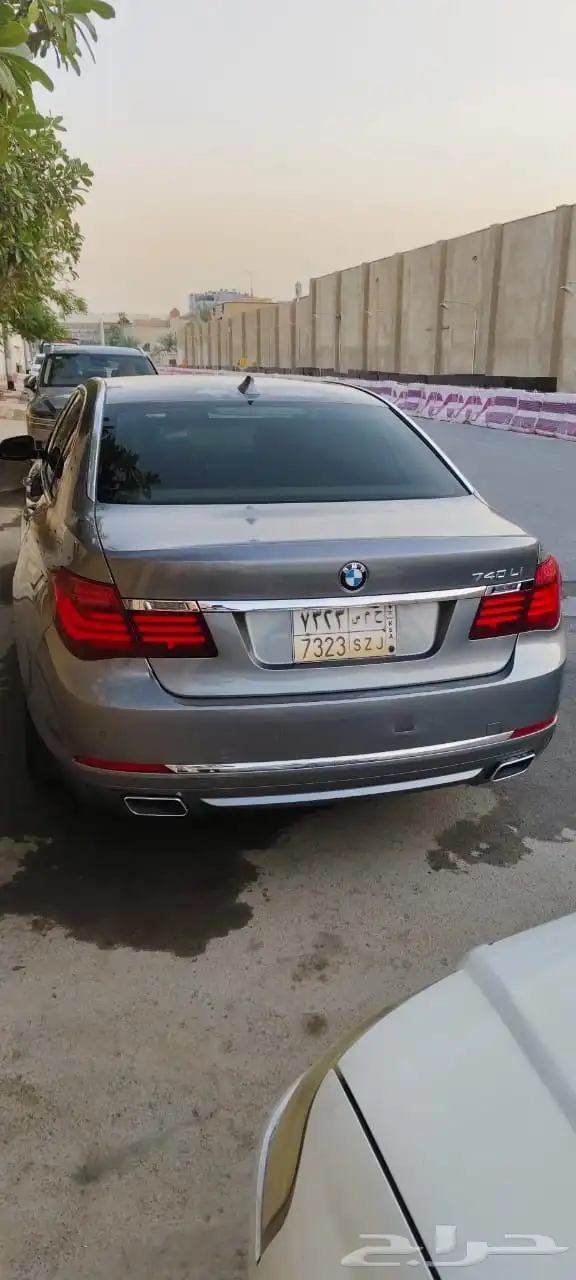 بي إم دبليو 740 موديل 2015 للبيع 2