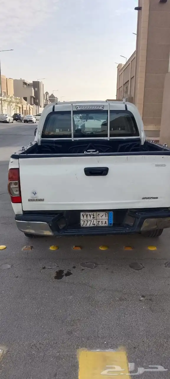 الرياض ايسوزو غمارتين 2009 دبل للبيع 4