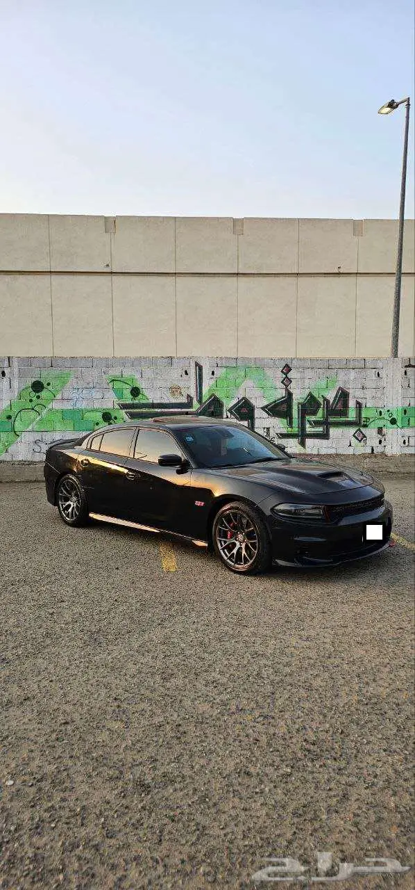 للبيع تشارجر2015 SRT 6.4 بلاك روف نظيف 11