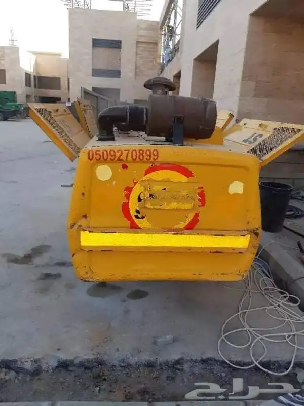 كومبريسور تكسير ورماله لإزالة الدهان وتخشين البليوت 1