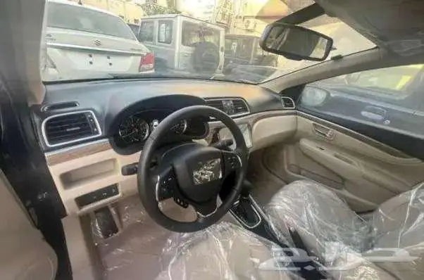 سوزوكي سياز فل 2025 5